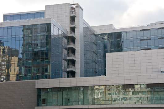 silver breeze commercial center
